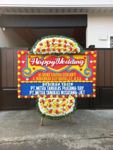 Papan Bunga Pernikahan darmo