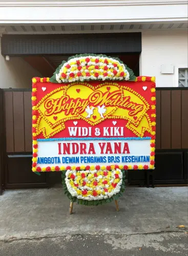 Papan Bunga Pernikahan darmo